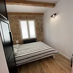 Hostel 19 *