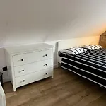 19 Vandrerhjem *