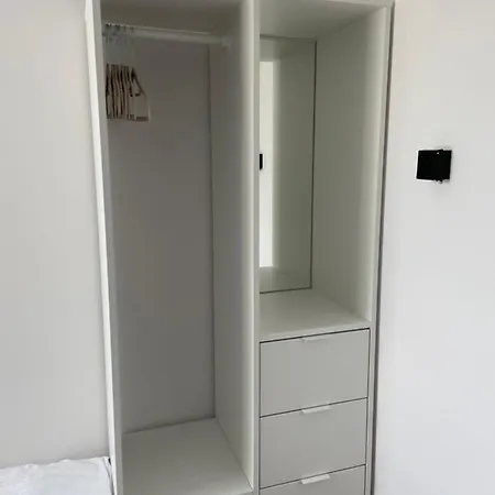 19 Vandrarhem