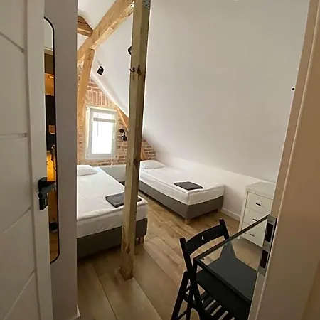 Hostel 19