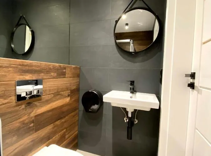 بيت شباب 19 *