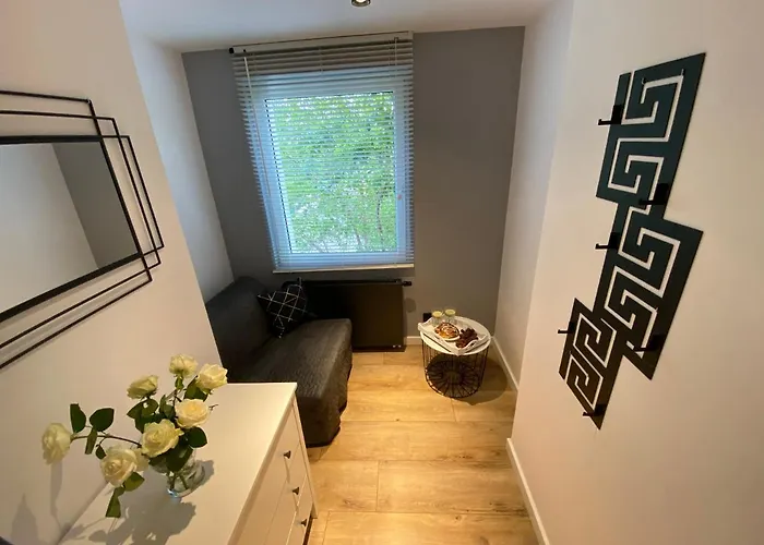 19 بيت شباب سوبوت